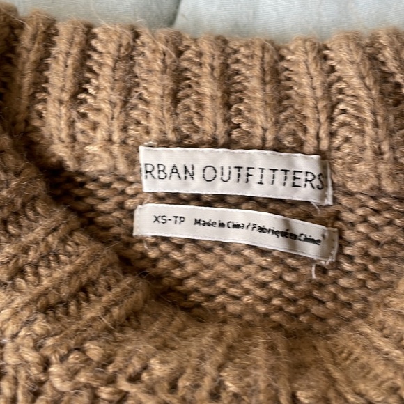 Urban Outfitters Oversized Crew Neck Long Sleeve Striped Pullover Sweater - Picture 3 of 7